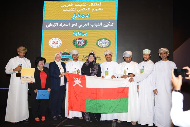 عُمانيان يحصدان المركزين الأول والثاني في مسابقة عربية