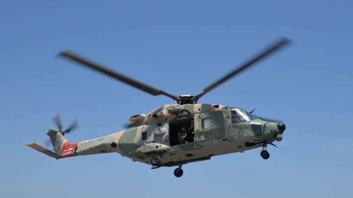 البحث بالطائرات عن مفقودين في البحر