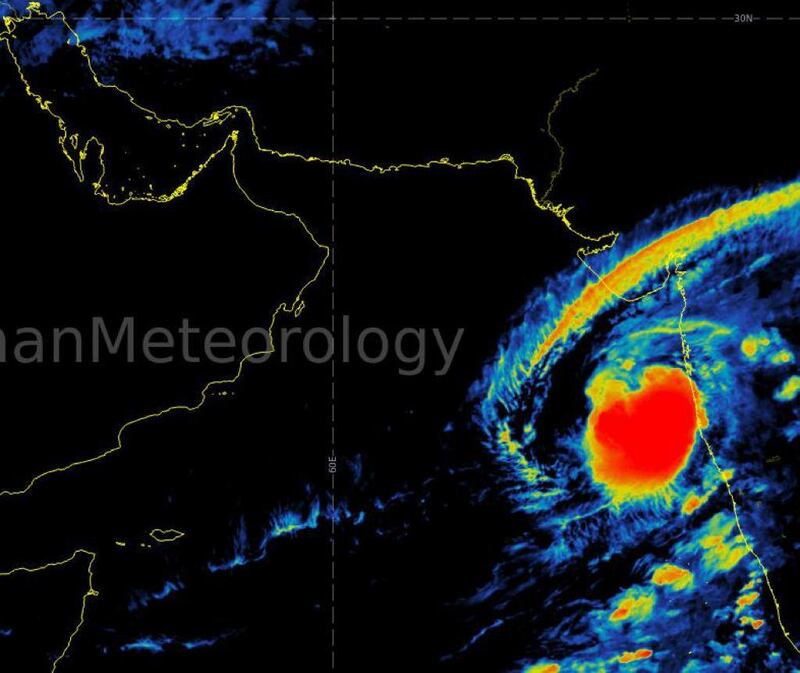 احتمالية لتحول الحالة المدارية إلى إعصار