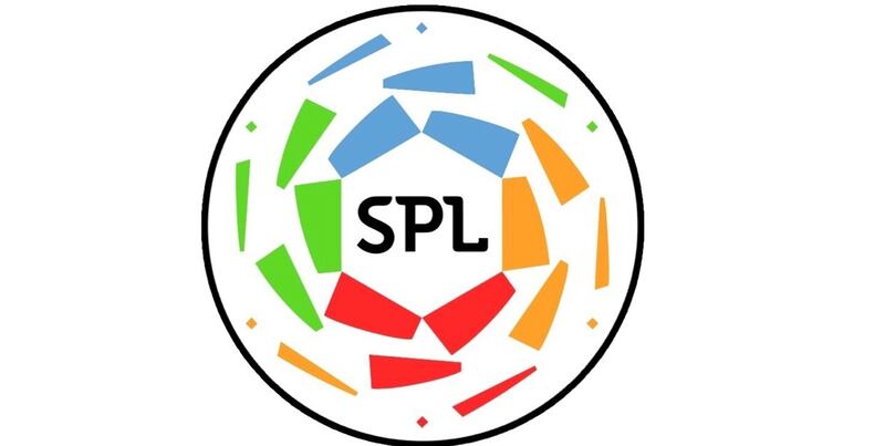 نادٍ سعودي يسحب مخصصات لاعب عماني.. واللاعب يصرّح: إنهم يساومونني