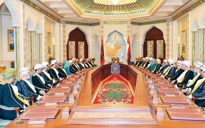 مجلس الوزراء الموقر.. متى أنشئ، وما اختصاصاته والمراسيم المتعلقة به؟