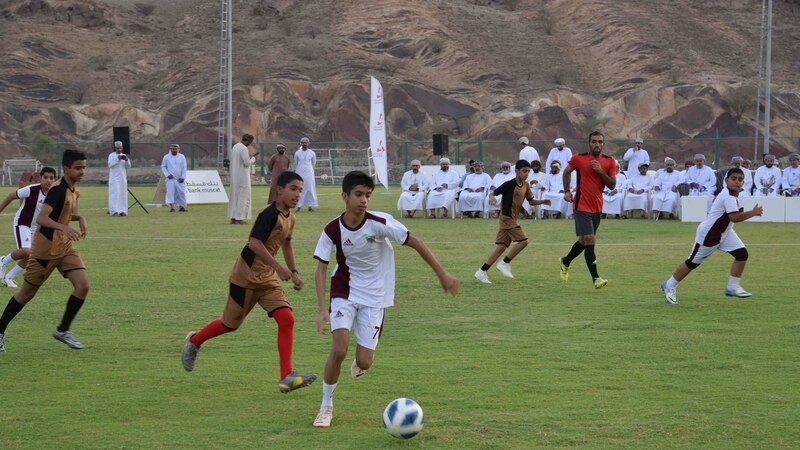 بنك مسقط يواصل استقبال طلبات التسجيل لبرنامج “الملاعب الخضراء” حتى 15 فبراير