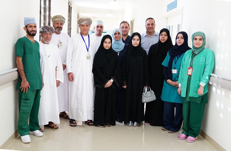 إنجاز في مستشفى جامعة السلطان قابوس: إجراء عملية جراحية تعد الـ4 عالميًا