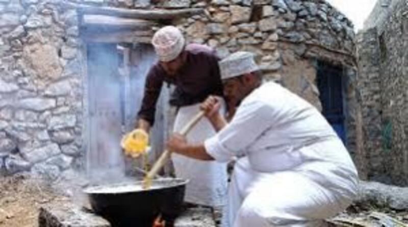 “العرسية” أشهر المأكولات العمانية في أيام العيد .. تعرف عليها