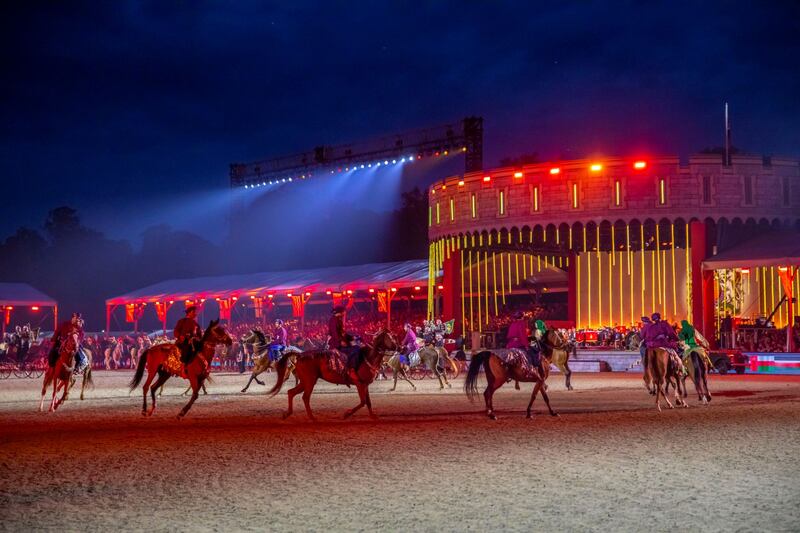 حضر ختامه سمو السيد ذي يزن: ماذا تعرف عن عرض وندسور الملكي للخيول؟