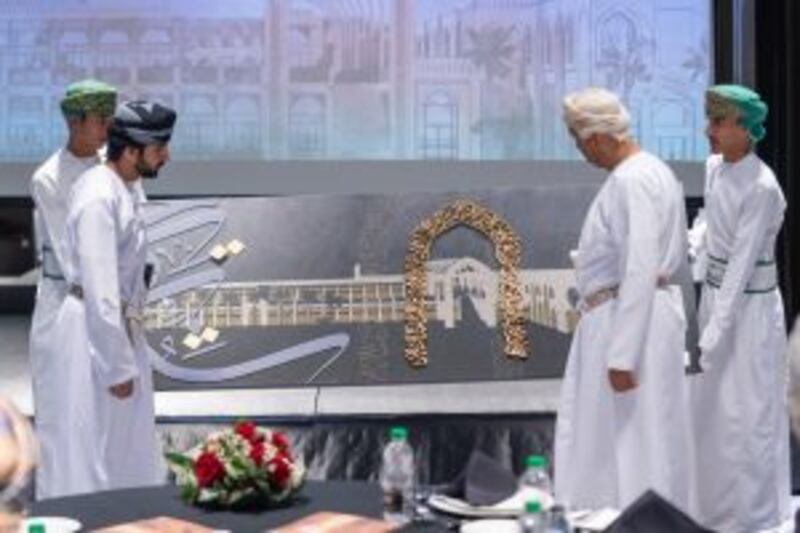بالصور والفيديو: تدشين مشروع هو الأول من نوعه في السلطنة
