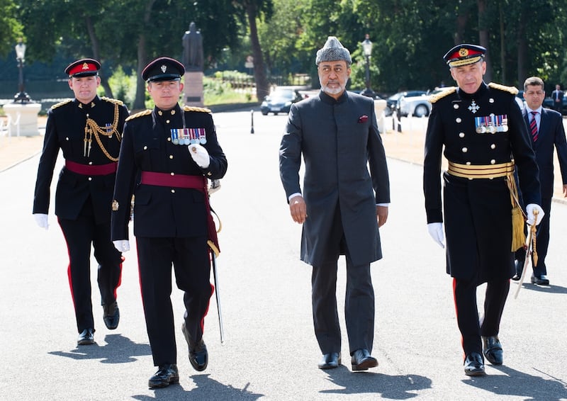 ساندهيرست العسكرية تنشر صورًا لجلالة السلطان أثناء حفل تخريج الدفعة 222