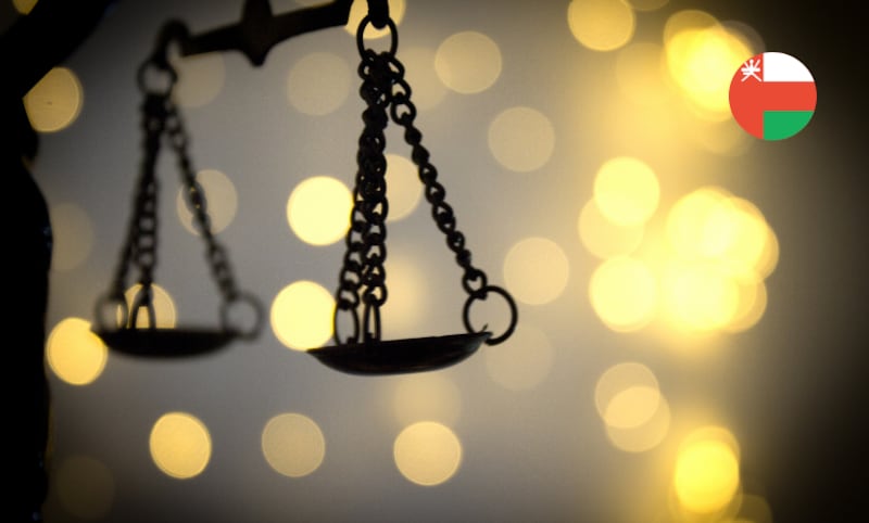 وَعدَك “مشهور” بجائزة ثم تخلّف عن إعطائك إياها؛ فهل تستطيع رفع دعوى ضده؟