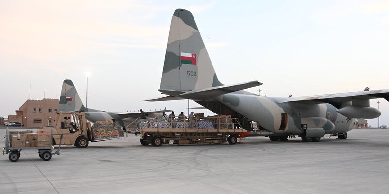 رحلات إغاثة عمانية إلى السودان