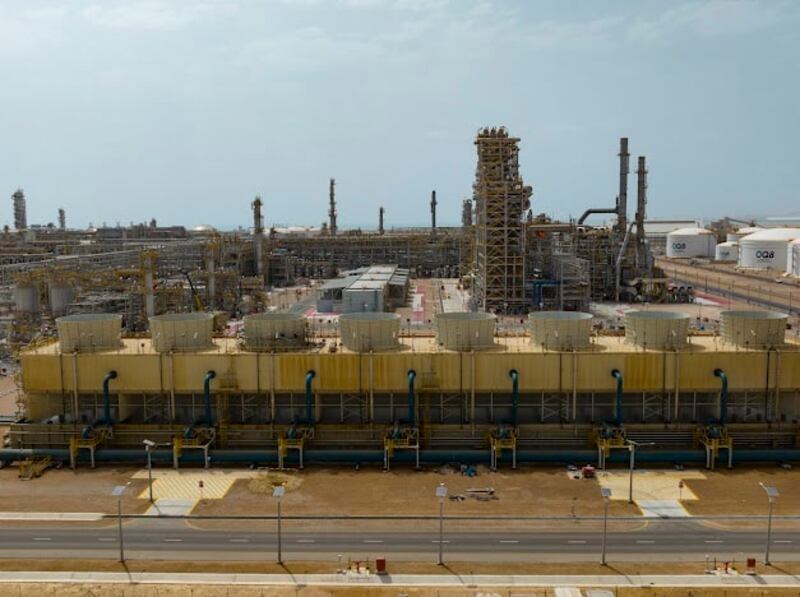 برعاية كريمة من جلالة السلطان وأمير الكويت: غدًا افتتاح أكبر مشروع استثمار بين دولتين خليجيتين