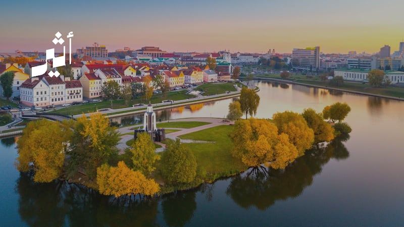 بعد صدور مرسوم سلطاني بإنشاء سفارة فيها: ماذا تعرف عن بلد الغابات؟