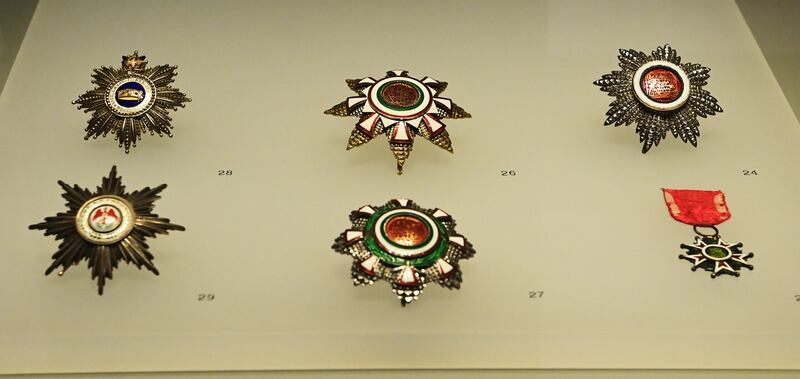 6 صور لمقتنيات السلطان قابوس بن سعيد