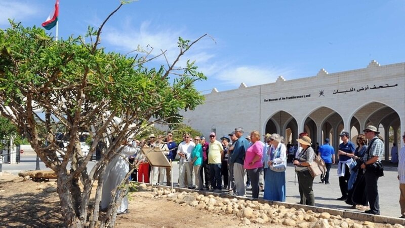 بالأرقام: ارتفاع عدد الزوار القادمين إلى سلطنة عُمان