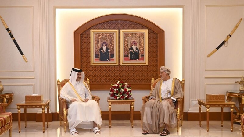 بتكليف من جلالة السلطان: سمو السيد شهاب يودّع السفير القطري