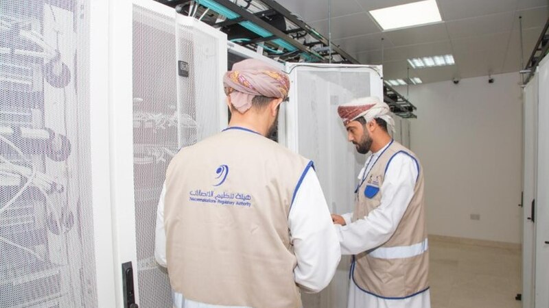 قرار جديد: تحديد نسبة توظيف غير العمانيين في شركات تُرخِّص لها ”تنظيم الاتصالات“