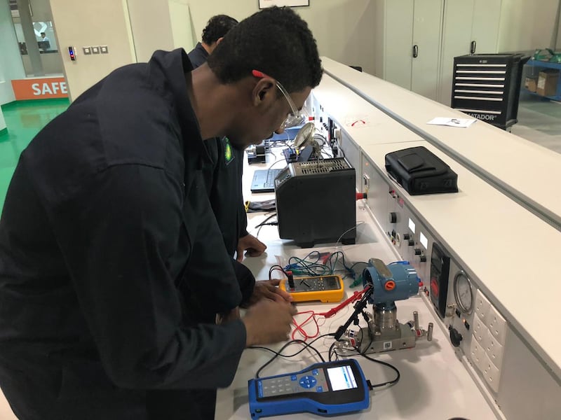 يستوعب أكثر من 600 متدرب: افتتاح معهد “تكاتف بتروفاك عُمان”