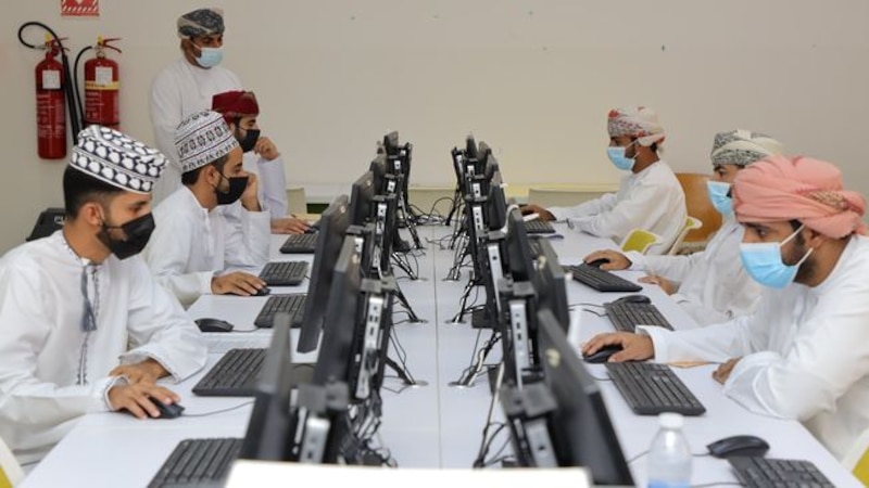 أكثر من من ألفي وظيفة حكومية بعقود مؤقتة، إليك تفاصيلها