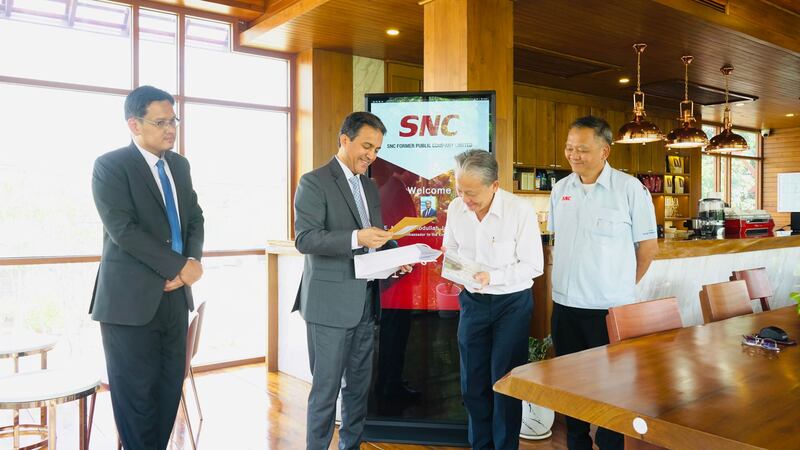 مع شركة تايلندية رائدة: مناقشة فرص الاستثمار في سلطنة عمان