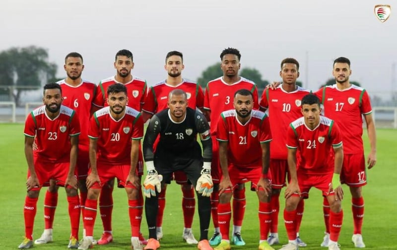 اليوم: الأحمر يواجه قطر للاقتراب من الصدارة والعبور