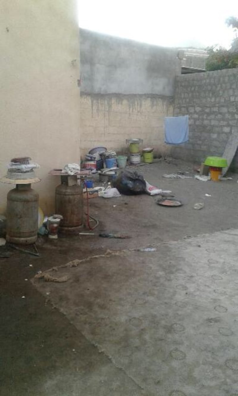 مواطنتان “بلا منزل”.. وتُناشدان المسؤولين وأهل الخير لمساعدتهما