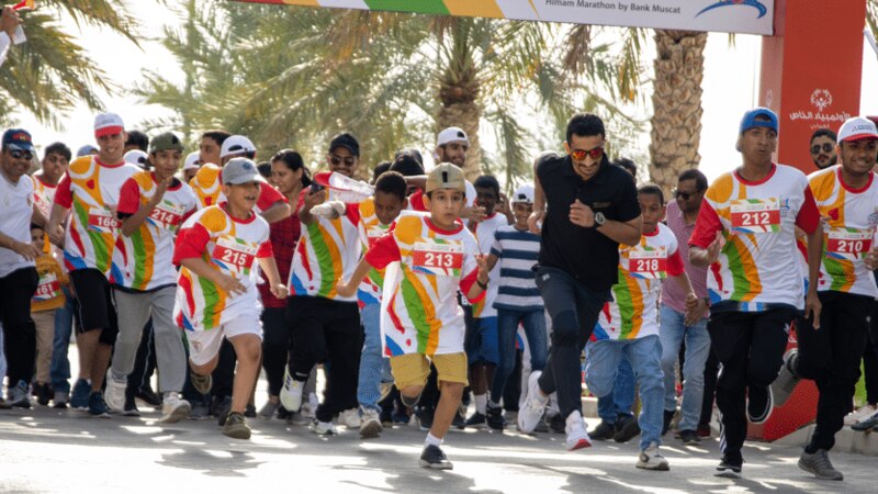 بمشاركة مختلف فئات ذوي الإعاقة: تنظيم “ماراثون همم من بنك مسقط” وتتويج الفائزين بالمراكز الأولى