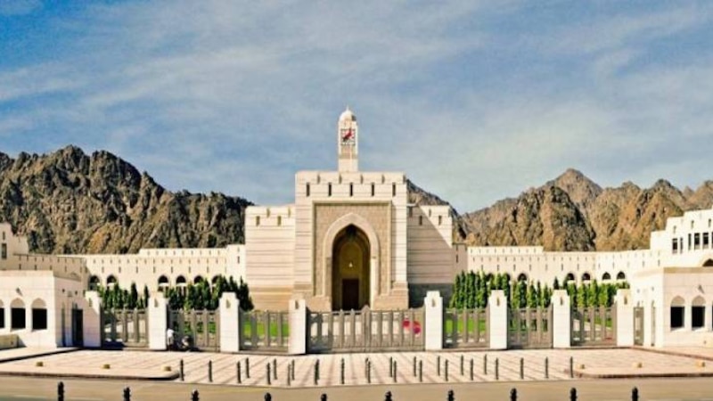توجيهات سامية لمجلس عمان