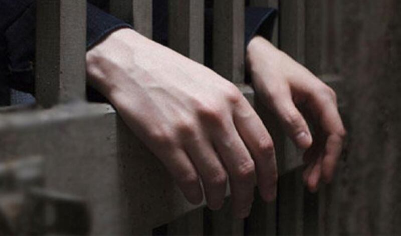 في مسقط: ضبط 17 امرأة يمارسن الدعارة مقابل مبلغ مادي