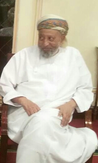 العُماني الذي كرّمته ملكة بريطانيا لأعماله التطوعيّة